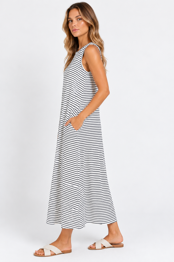 Betty Basics Sabrina Cotton Maxi Dress – Navy Stripe