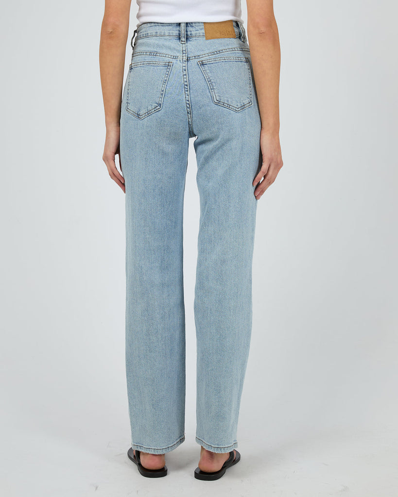 MILA COMFORT STRAIGHT JEAN LIGHT BLUE